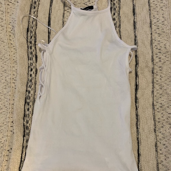Tank top - Picture 3 of 4